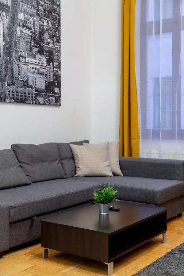 Dowtown Home In The Gozsdu Garden Budapest Exterior photo